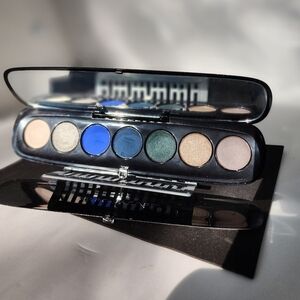 Marc Jacobs Beauty Discontinued Smartorial Eyeshadow Palette